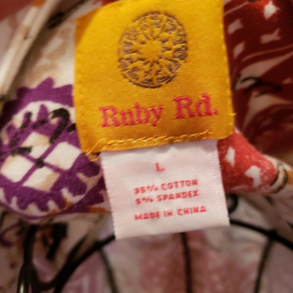 Ruby Rd. Top size Large - Picture 3 of 5